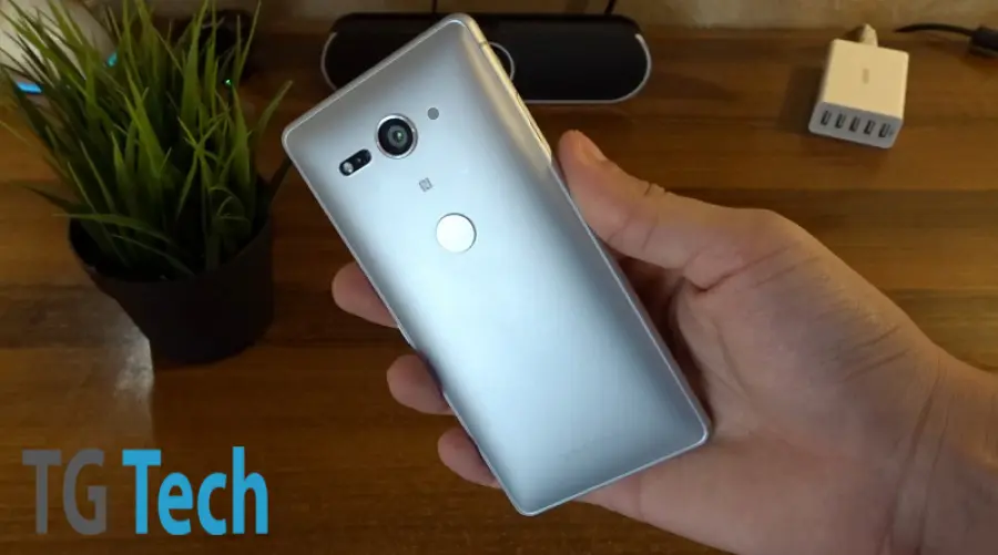 Sony Xperia XZ2 Compact: comodo, ma non per questa generazione