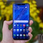 Ecco il teardown di Mate 20 Pro svolto da iFixit