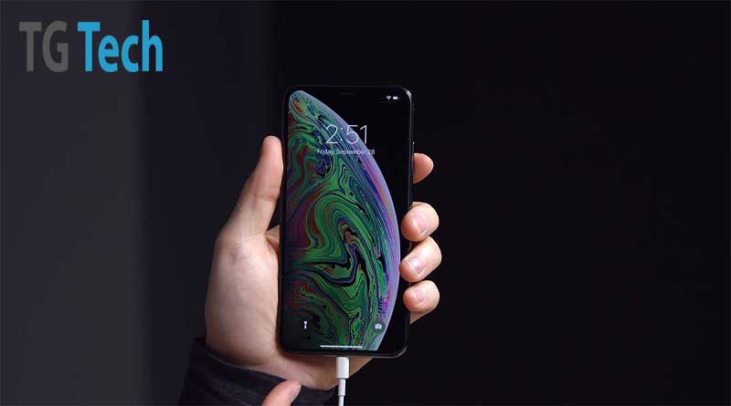 ChargeGate iPhone Xs risolto con aggiornamento iOS 12.0.1