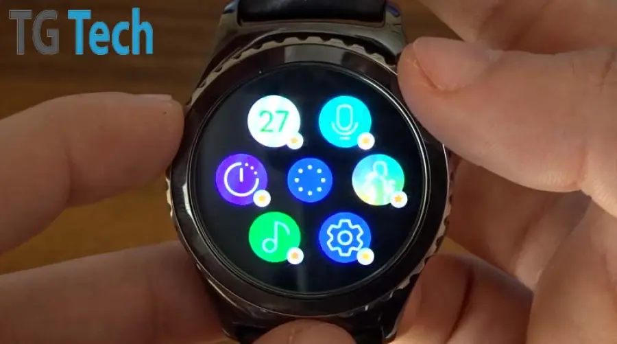Hands-On Samsung Gear S2: la nuova interfaccia utente