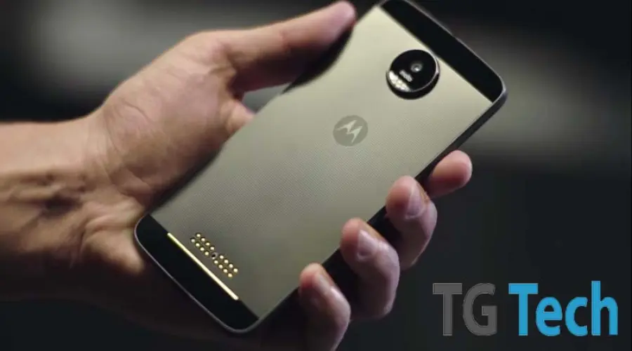 Motorola Moto Z si prepara a ricevere Android 8.0 Oreo